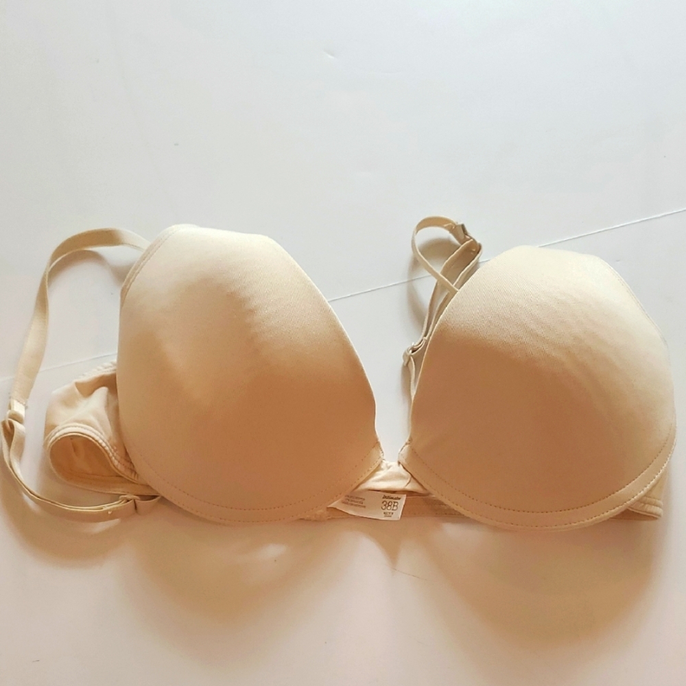 So Seamless Underwire Cream Bra